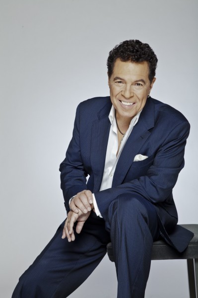 Las Vegas Sensation Clint Holmes to Join Christian Tamburr for Final 2014 Concert