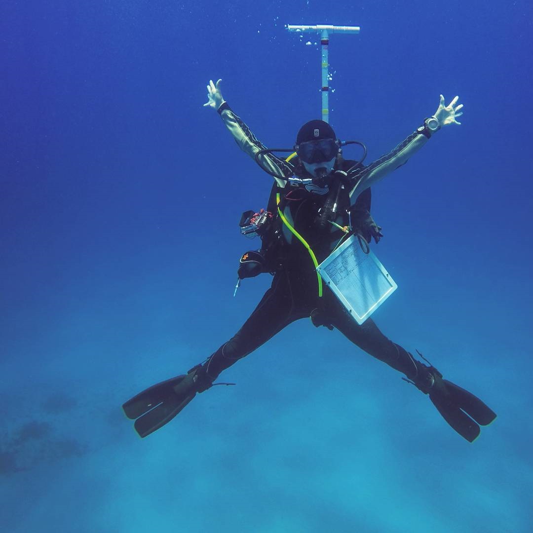 Marine Biology Alumni Host Class in the Caribbean