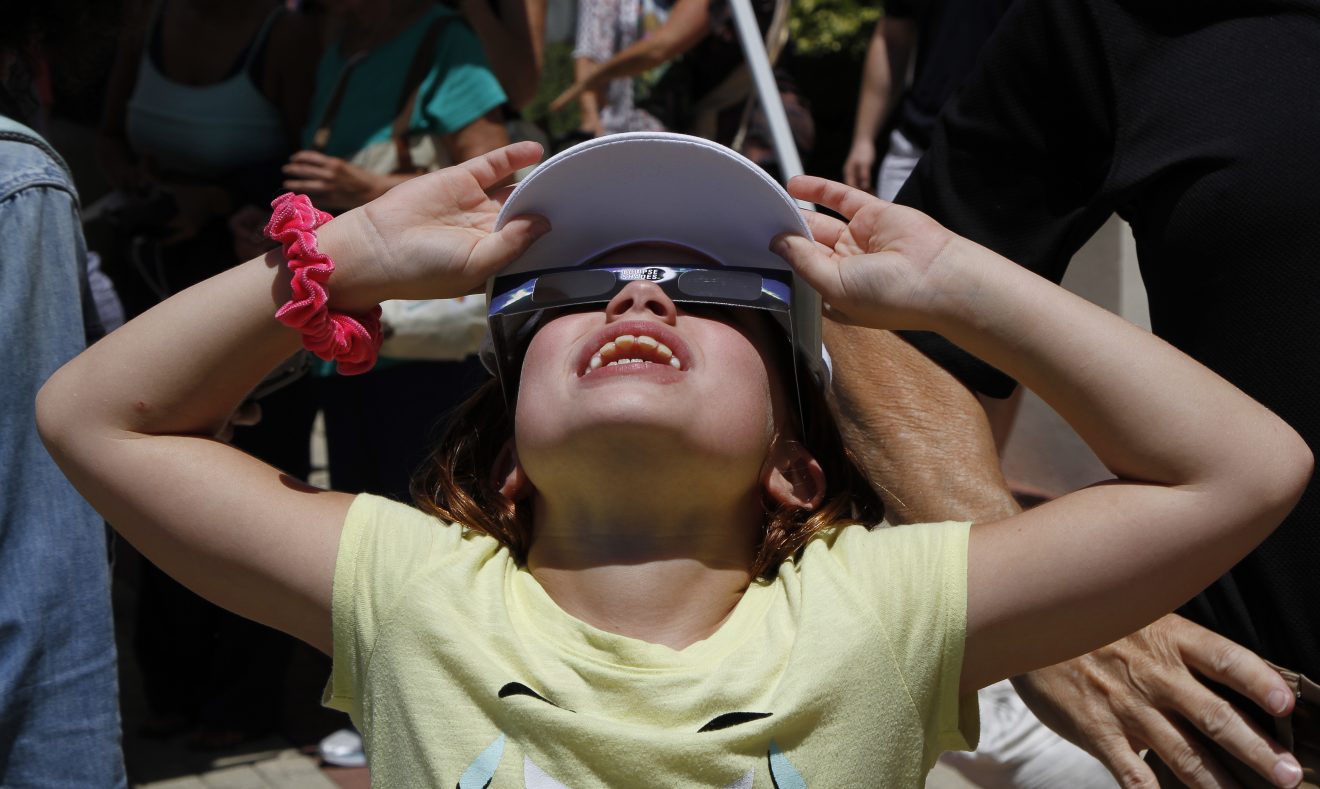 Hundreds View Eclipse at Florida Tech Event