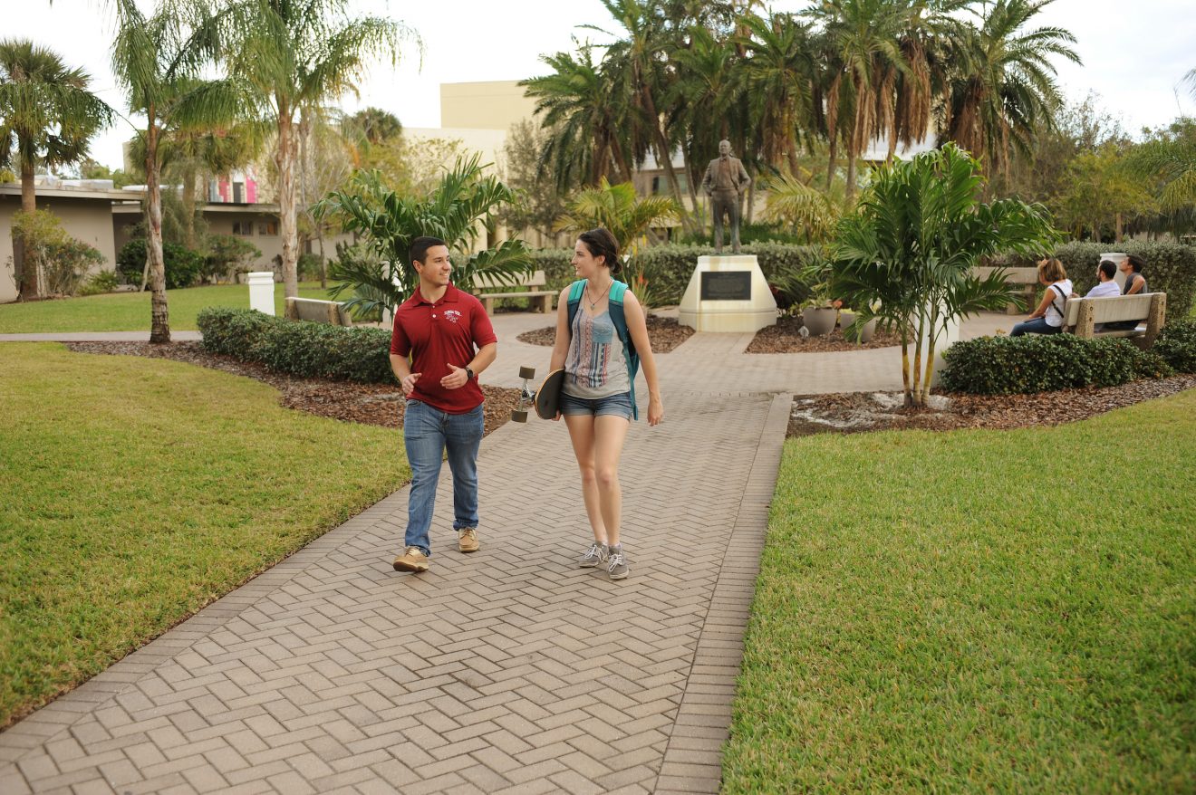 Florida Tech to Feature Celebrity Speakers for Special Giving Day