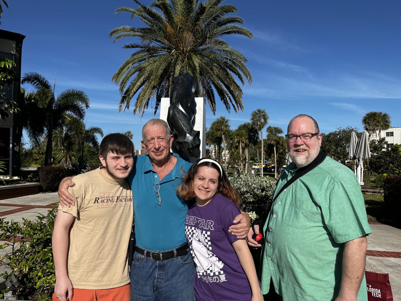 Two Florida Tech Students Recognized for Act of Kindness