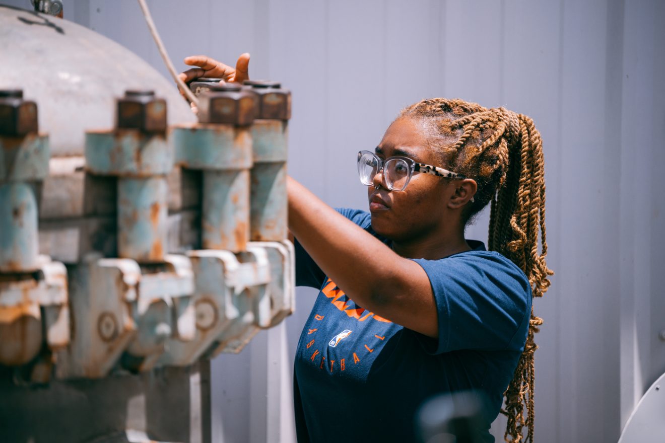 Florida Tech Researchers Refurbish Deep-Water Pressurization Chamber to ...