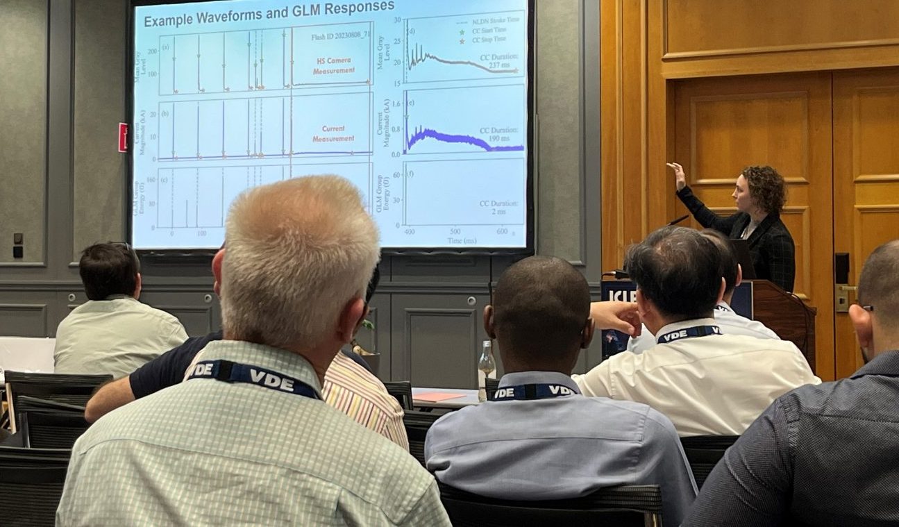 Two Students Win Major Prizes at Lightning Conference