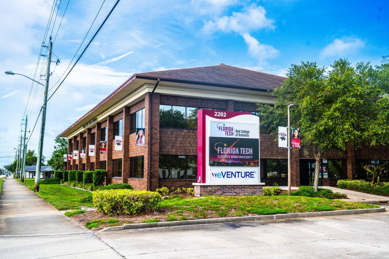 Florida Tech Earns Top 10 Rankings for Business, Computer Science Programs from Research.com 